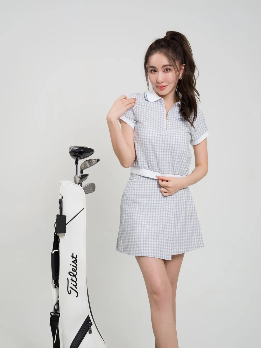 AILMOS GOLF 復古螺紋領格紋一片裙愛心球包套裝裙子（灰藍）